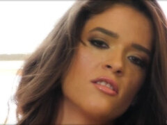 Braunhaarige, Hochschule, Latina, Masturbation, Natürlichen titten, Solo