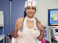 Amatööri, Sairaanhoitaja, Ratsastaa