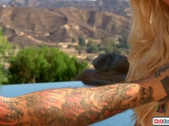 Anal, Gros seins, Gorge profonde, Hd, Lingerie, De plein air, Transsexuelle, Tatouage