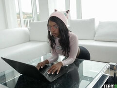 Svart, Avsugning, Ebenholts, Glasögon, Mellanrasig, Rakad, Strippning, Tonåring