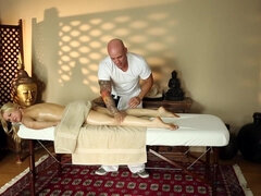 Amatör, Stor kuk, Stora tuttar, Blondin, Massage, Mogen, Milf, Fitta