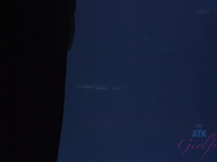 Badrum, Blondin, Onani, Pov, Fitta, Kort hår, Mager, Tuttar