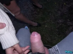 Amatör, Avsugning, Bil, Doggystyle, Ansiktsbehandling, Utomhus, Pov, Offentlig