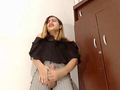 she-male web cam 123