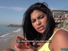 Américain, Plage, Gros cul, Énorme, Fille latino, De plein air, Public, Nénés