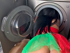 Stepdaughter is fucked while stuck in the washing machine