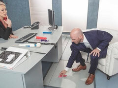Χοντρή γυναίκα, Μεγάλος κώλος, Μεγάλα βυζιά, Πίπα, Σε στάση σκύλου στα τέσσερα, Μαλακία, Αυνανισμός, Απογύμνωση