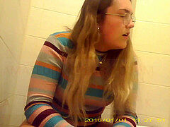 hidden camera in the schoolgirl wc