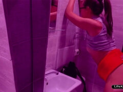 Public Love Making in the Toilet of a Nightclub Hot Video