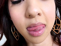 Asiatisch, Grosser arsch, Blasen, Aufs gesicht abspritzen, Hd, Monster, Pov, Titten