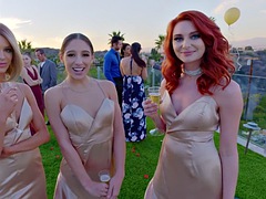 Tussi, Blondine, Blasen, Flotter vierer, Hardcore, Pornostars, Pov, Rotschopf