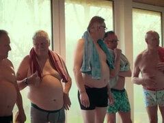 Doggystyle, Ansiktsbehandling, Morfar farfar, Grupp, Orgasm, Fitta, Grov, Svälja