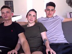 Analny, Tyłek, Duży kutas, Brunetka, Hardcore, Cipka, Nastolatki, Trójkąt