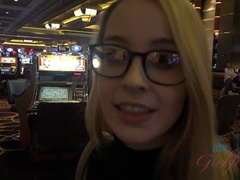 Amateur, Petite amie, Lunettes, Petite femme, Pov, Chatte, Rasée, Nénés