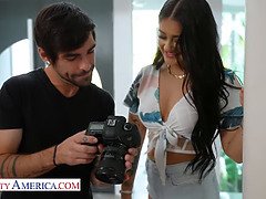 Amerikaner, Bikini, Kukk suging, Brunette, Hd, Monster, Naturlige bryster, Pupper