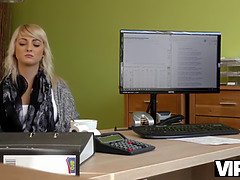 Cash-hungry blonde teen with a bushy bush fucks loan agent for cash