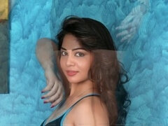 Hatalmas hátsó, Meztelen faszik, Indiai, Mellbimbók