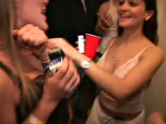 Veľké kozy, Fetiš, Skupina, Párty, Z pohľadu účastníka, Vychudnutá, Teenka, Voyeur