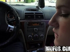 Mofos - Stranded Teen Dixie Belle gives some head in the car