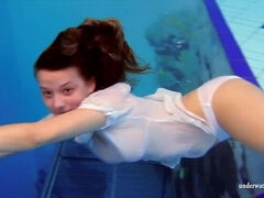 Underwater swimming pool babe Zuzanna