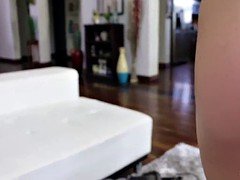 Kotě, Blondýna, Kuřba sání