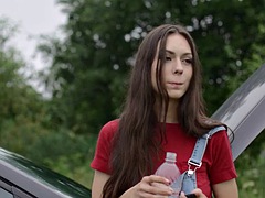 Kotě, Bbw, Velké péro, Brunetka, Auto, Creampie, Stříkání spermatu, Hardcore