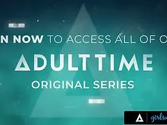 Blondýna, Brunetka, Lesbické, Výprask, Masáž, Přírodní prsa, Olej, Kuřba sání