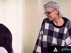 Asiatisk, Rumpa, Fingering, Enorm, Lesbisk, Milf, Verklighet, Trekant