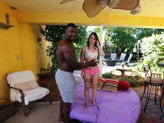 Ulkona, Piiskaava, Tiukka, Huora