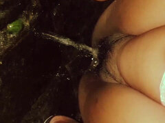 Amatööri, Iso perse, Karvainen, Intialainen, Vanhempi, Pissata, Soolo