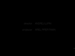 Bikini, Brunetta, Toccando, Tacchi, Naturale, Mutandine, Gonna, Spogliarello