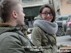 Sucer une bite, Tir de sperme, En levrette, Européenne, Branlette thaïlandaise, Hard, Chatte, Adolescente