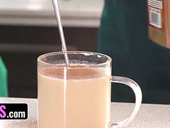 18, アジア人, デカ尻, フェラチオ, バック, ハードコア, ハメ撮り, ティーン