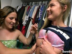 Blond, Universiteit, Slaapzaal, Sperma in gezicht, Brillen, Realiteit, Geschoren, Billekoek