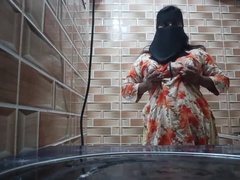 18, Röv slick, Bisexuell, Sperma shot, Hemmagjord, Indisk, Solo, Styvmamma