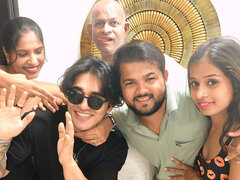 18, 오랄섹스, 사정 샷, 그룹, 인도인, 자연의 가슴, 흥청망청 놀기, 청소년