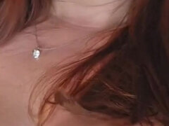 Amatoriale, Tette naturali, Rossa