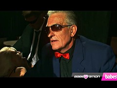 Anaal, Grote lul, Grote mammen, Blond, Pijpbeurt, Sperma shot, Groep, Hardcore