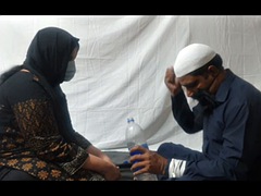 Pakistani Thurki BABA ji fucked again a woman who came to him to pray