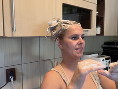 Amador amadora, Cozinha, Mãe gostosa, Ducha chuveiro, Solo chão