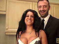 Bdsm, Stor kuk, Stora tuttar, Avsugning, Brittisk, Sperma i munnen, Hd, Förödmjukelse