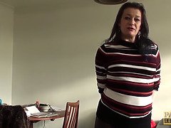 Britânico, Morena, Loba, Maduroa, Mãe gostosa, Mamãe, Xoxota, Madrasta