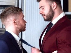 Grosse bite, Sucer une bite, Homosexuelle, Branlette thaïlandaise, Hard, Bureau