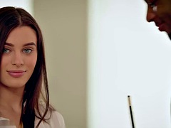 茶髪の, 異人種間