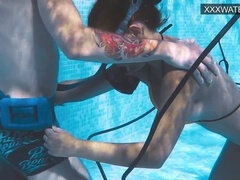 Ex petite amie, Petite amie, Branlette thaïlandaise, Hongroise, Sous marin