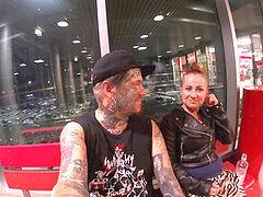 Amaterji, Velik kurac, Zunanji izliv, Zunaj, V javnosti