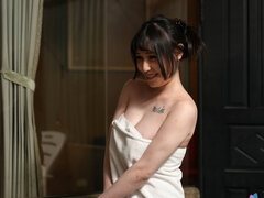 Ázijskej, Veľké kozy, Japonské, Ovisnuté prsia, Sauna