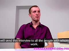 Auditie, Grote mammen, Oudere vrouw, Sperma shot, Likken, Moeder die ik wil neuken, Kantoor, Kut duiken