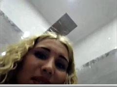 Bebê, Peitos grandes, Loiroa, Masturbação, Solo chão, Tetas, Brinquedos
