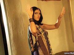 Arabisch, Asiatisch, Braunhaarige, Indisch, Nackt, Erotischer film